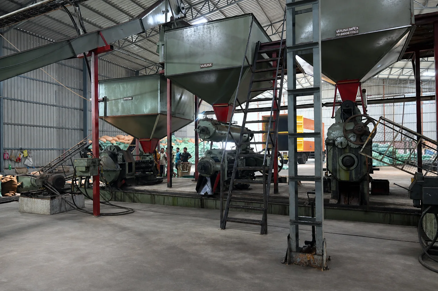 Cashew shell oil processing plant and CNSL sample